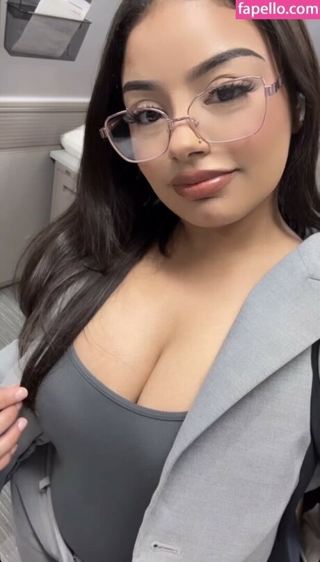 fans de grandes filles uniquement haut por img