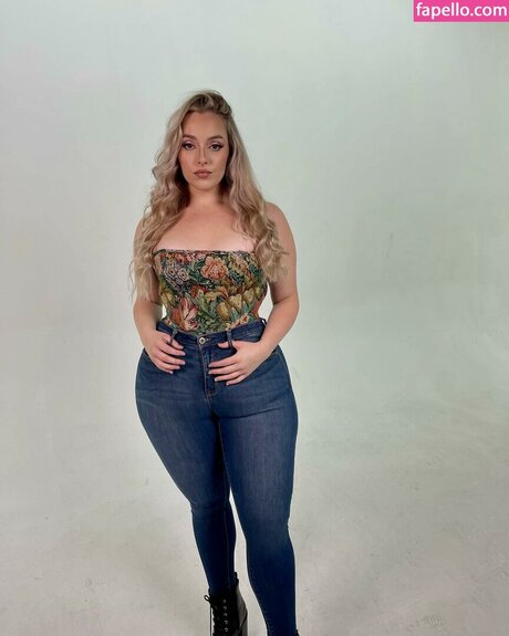 Grace Kinstler jolie star du porno photos