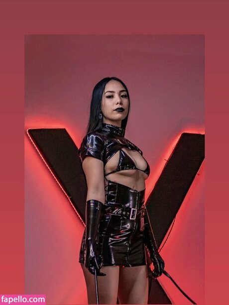 Karly angel actrice chaude archive