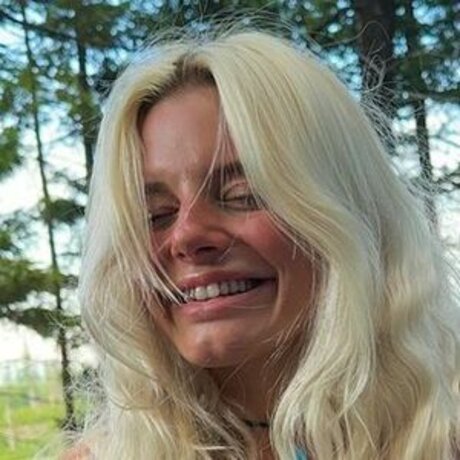 Emily Sedona actrice artistique collection