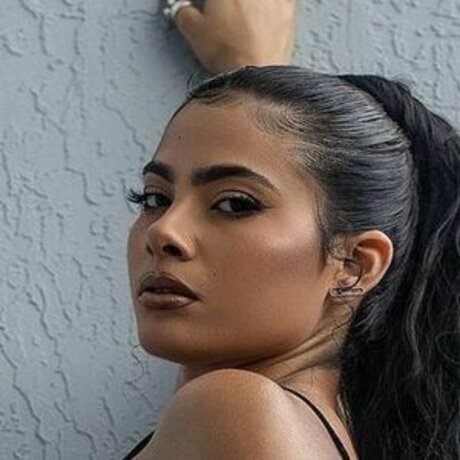 niaa321 modèle de sexe photos