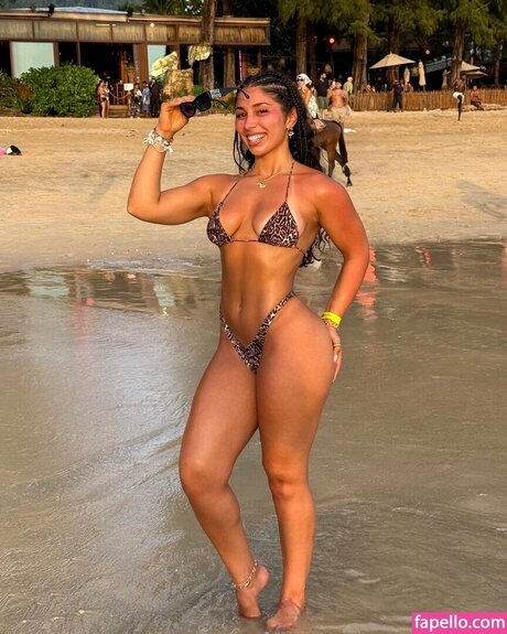 cosplay chatte onlyfans nu érotique image