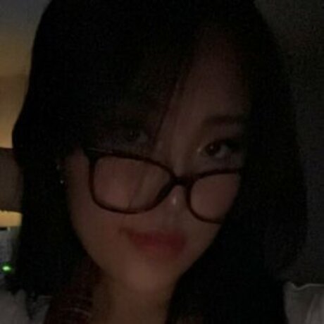 avgella modèle érotique collection