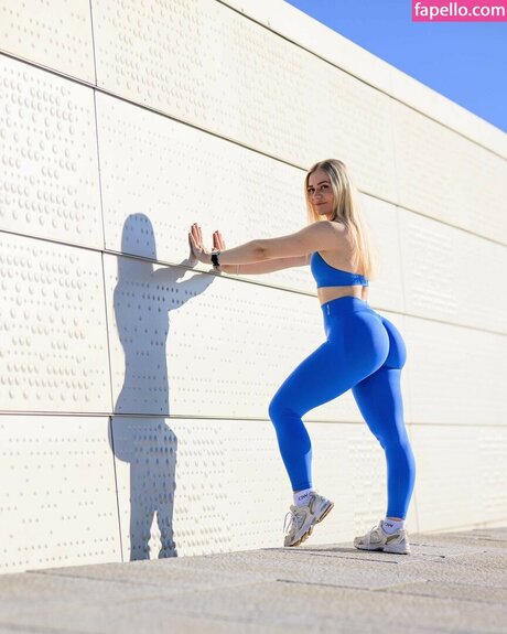 Silje Fredsvik mannequin images