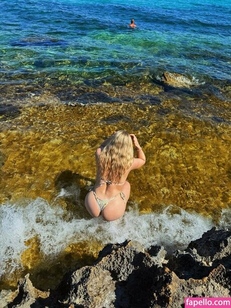 Silje Fredsvik modèle parfait images