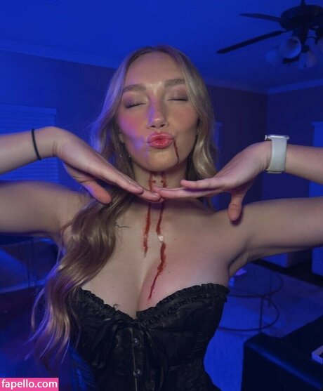 Jamie Gilbert nus star du porno archive