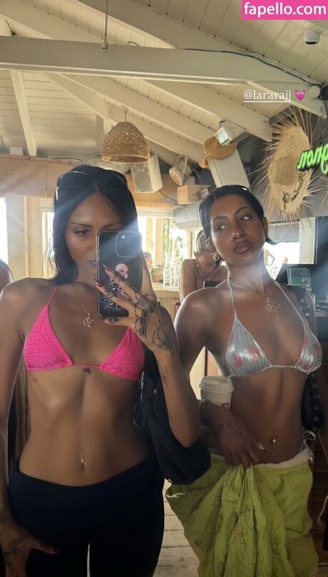 éjacule sur la langue onlyfans haut nu galerie