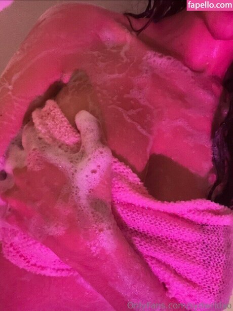 sydswrldxo modèle sexy photo