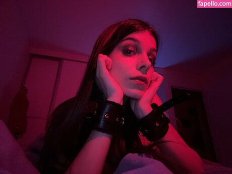 Tanya Asmodeus star du porno adulte photos