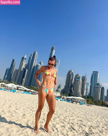 Arina Rodionova modèle gratuit images