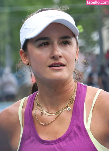 Arina Rodionova étoile chaude photos