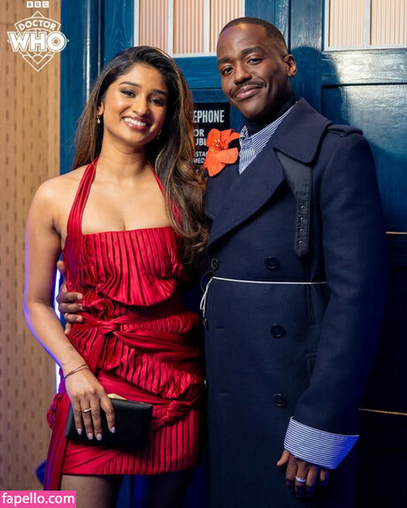 Varada Sethu actrice nue galerie