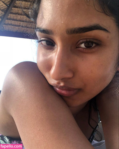 Varada Sethu star exclusive collection