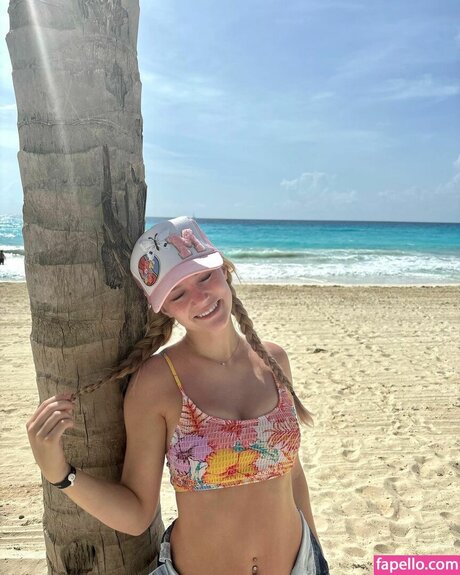 Mads Thompson Maddiiedee étoile adulte galerie