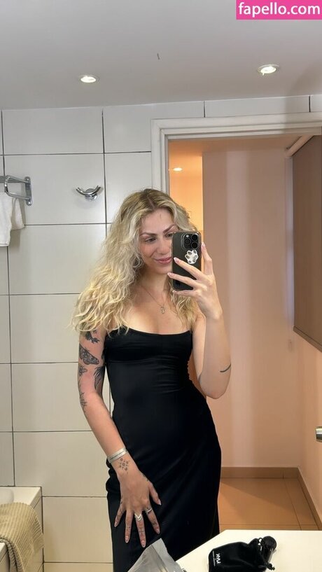 pom-pom girl asiatique onlyfans meilleurs nus images