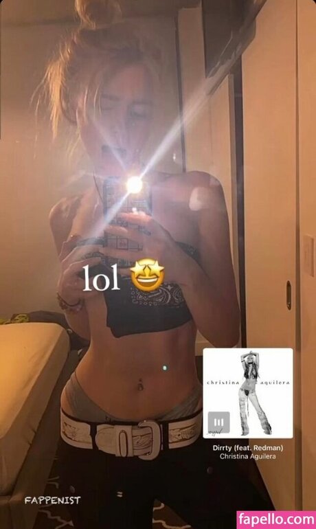 Maddie Phillips modèle de haute qualité image