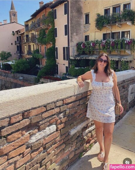 Kate Harrison modèle adulte galerie