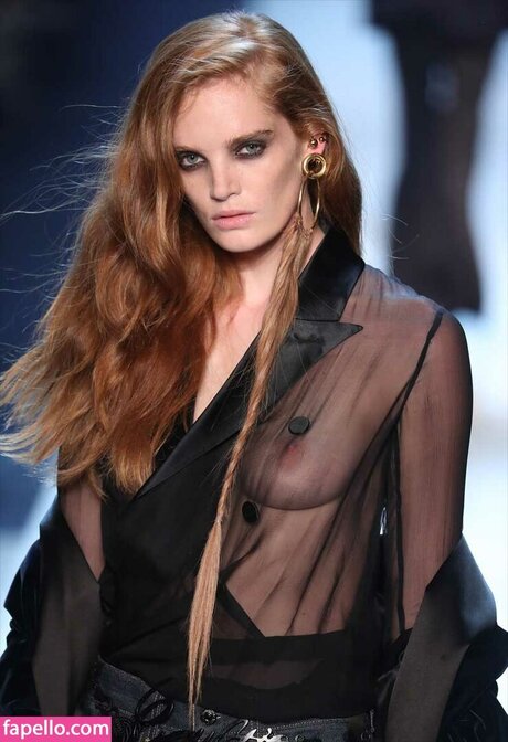 Alexina Graham star du porno nue galerie