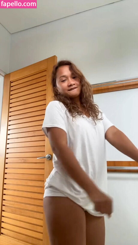 Ismaela Curl haut étoile galeries