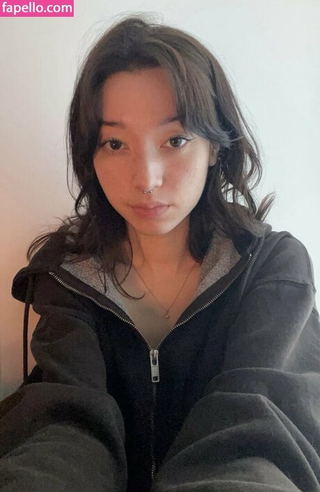 kaerisake modèle chaud images