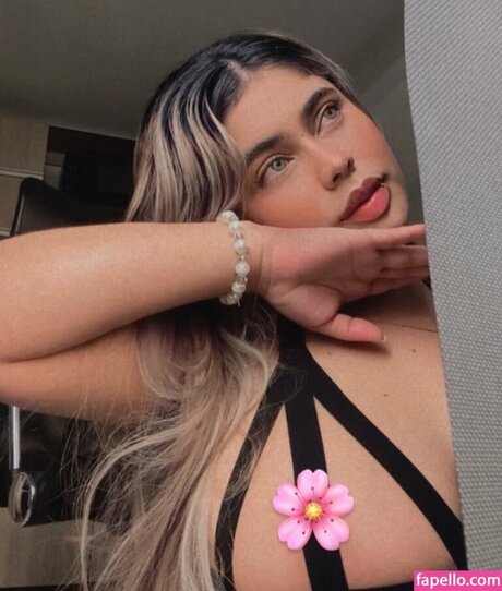 Daniela Villa nus star du porno archive