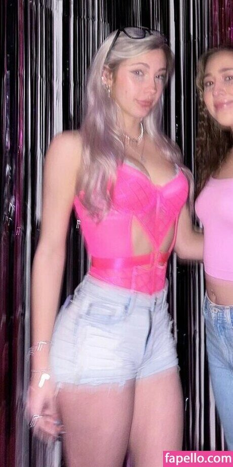 Caroline Ambrose meilleur modèle des photos