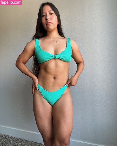 chaton potelé uniquementfans sexy de haute qualité images