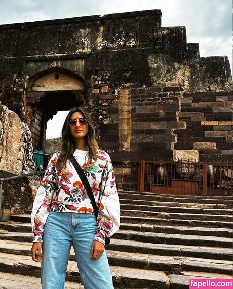 Pragya Kapoor modèle hd archive