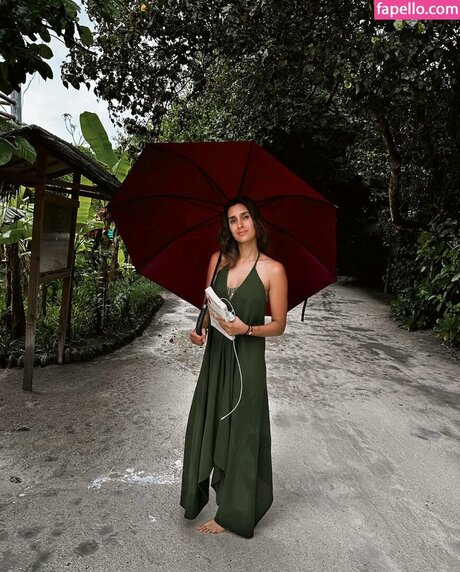 Pragya Kapoor actrice de nus collection