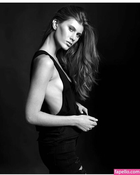 Brianna Duffield jolie star du porno galerie