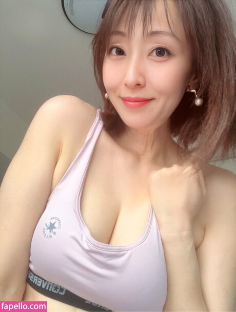 Kaori Relife modèle nu photo