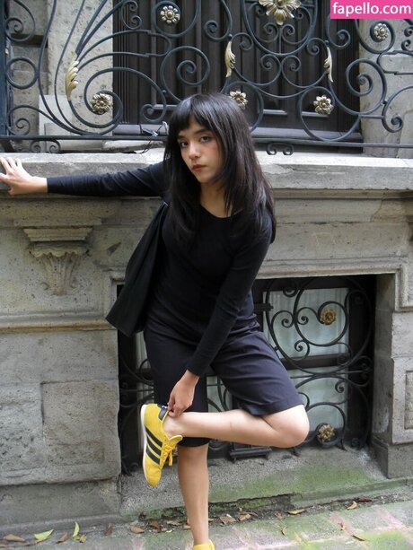 Om4ly actrice archive