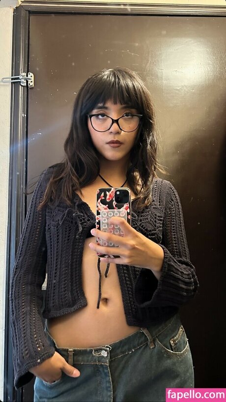 Om4ly actrice érotique archive