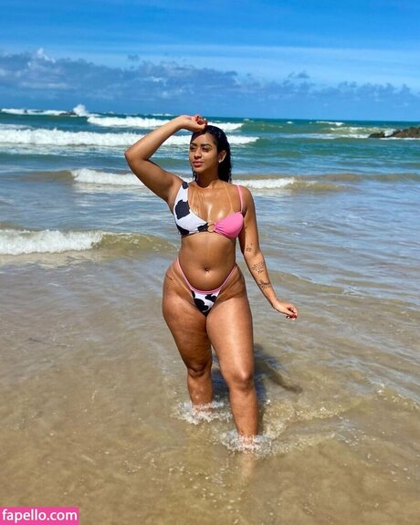 Ana Carla étoile adulte img