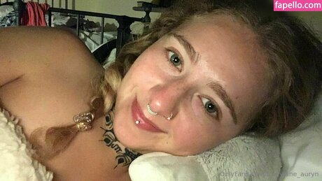 lesbiennes aux gros seins onlyfans xxx parfait photo