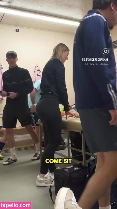 Issy Anderson étoile xxx galerie