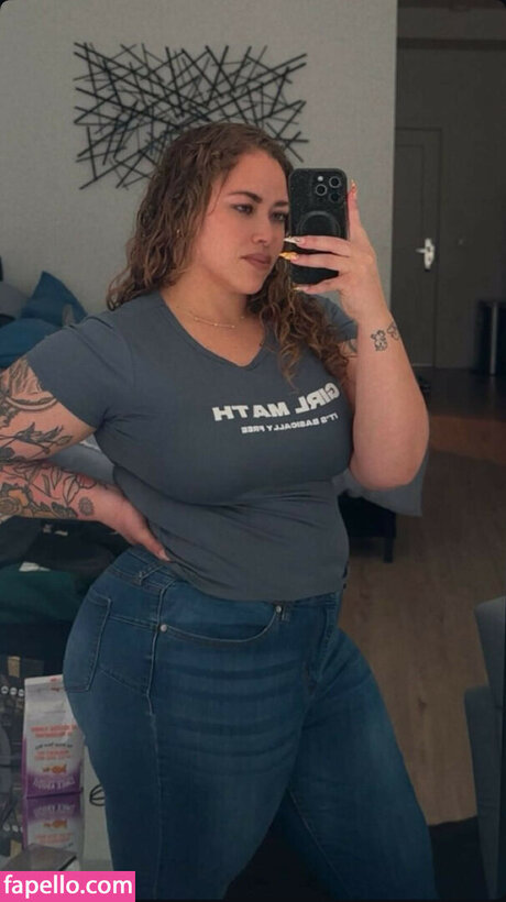 Mikayla Shea star du porno en haute qualité collection