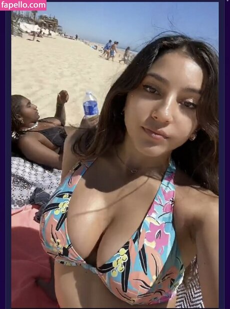 Nihad Sadat art modèle galerie