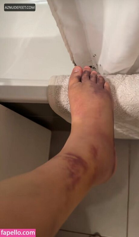 Juliette Arz étoile de haute qualité des photos