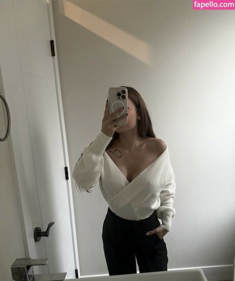 Caitlin Fladager star du porno chaude img