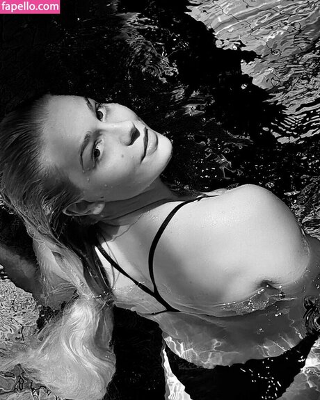 fellation asiatique onlyfans nus pornographiques des photos