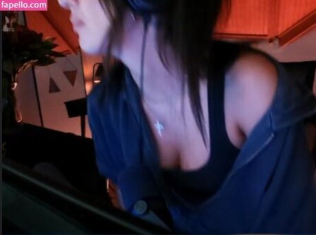 Honeyxxo art modèle des photos