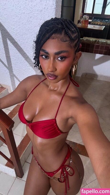 Jasmine Chola nus de stars du porno galerie