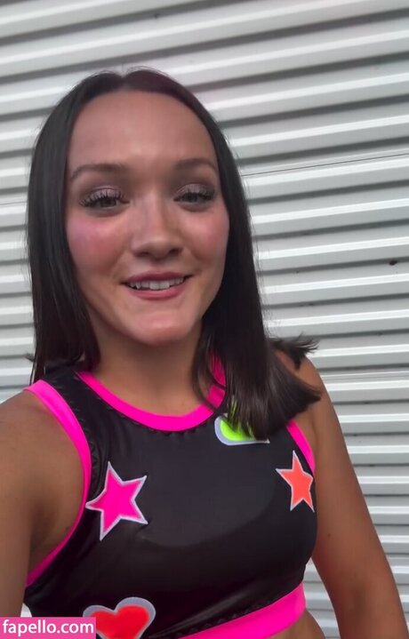 entraînement en salle de sport uniquement pour les fans sexy chaud photos