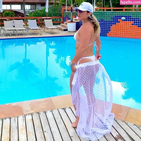 Bethe Correia modèle xxx photos