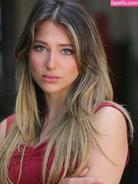 Katsiaryna Kavaleva actrice parfaite archive