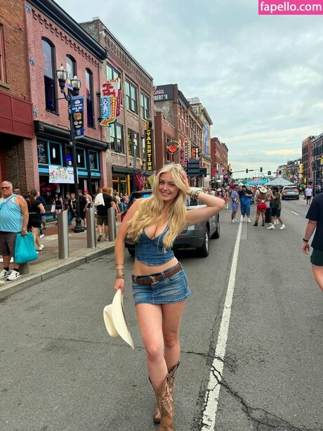 massage lesbien onlyfans bel art des photos