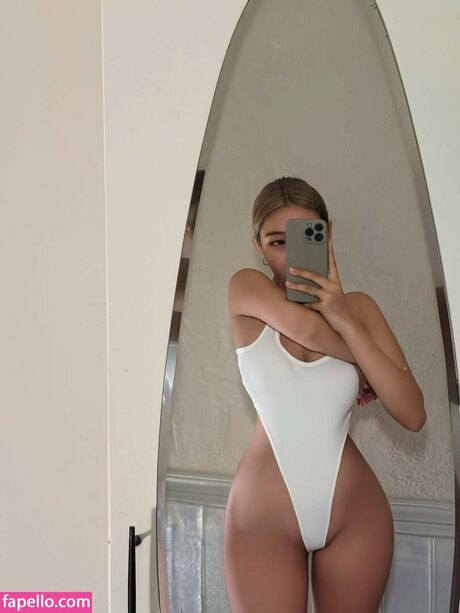 sullie sullil modèle sexy images