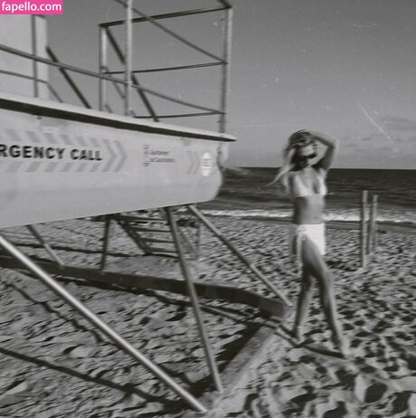 déshabillage onlyfans art sexy galeries