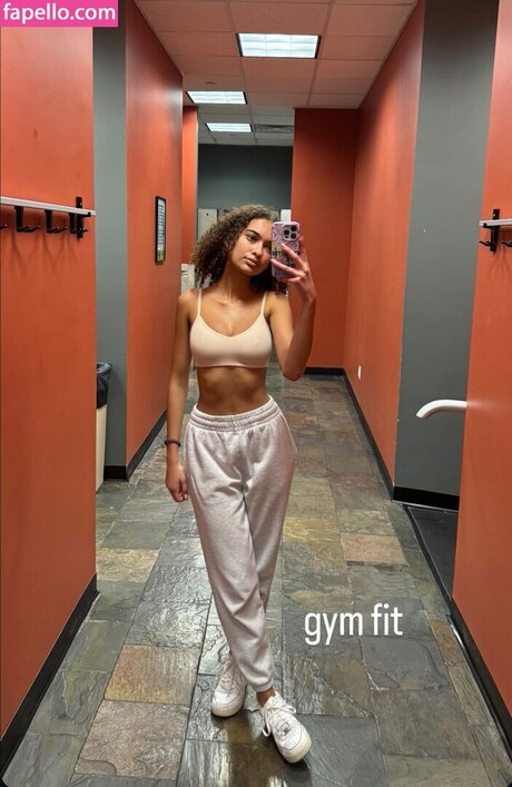 Gabby Lana modèle parfait img